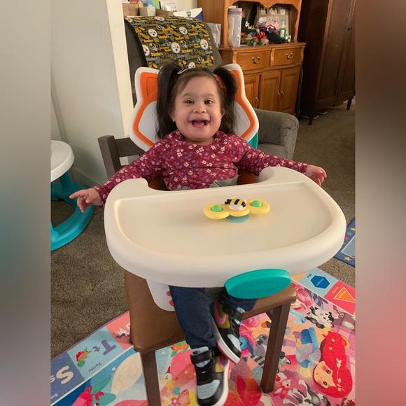 Meet your Posh Ambassador, Melissa 😘 @MELISSAPAINT494 - Picture 4 of 16